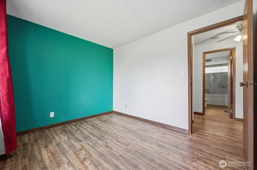 1516 S Olympia Place Kennewick, WA 99337