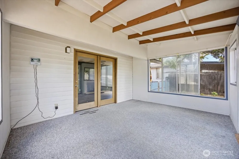 1516 S Olympia Place Kennewick, WA 99337