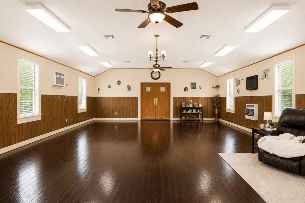 1112 Spruiell Street Jewett, TX 75846