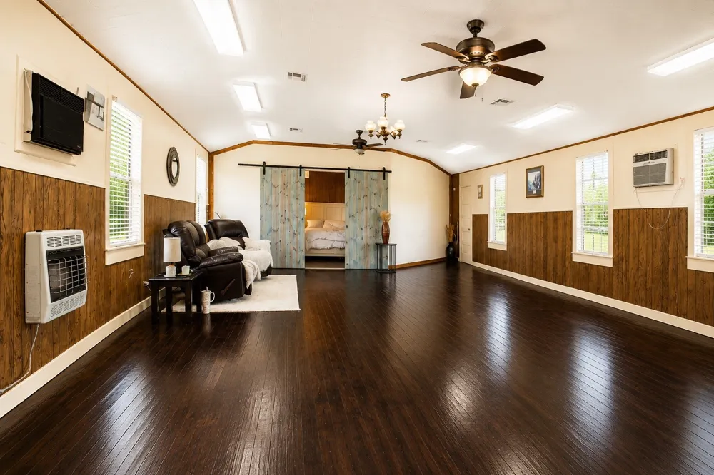 1112 Spruiell Street Jewett, TX 75846