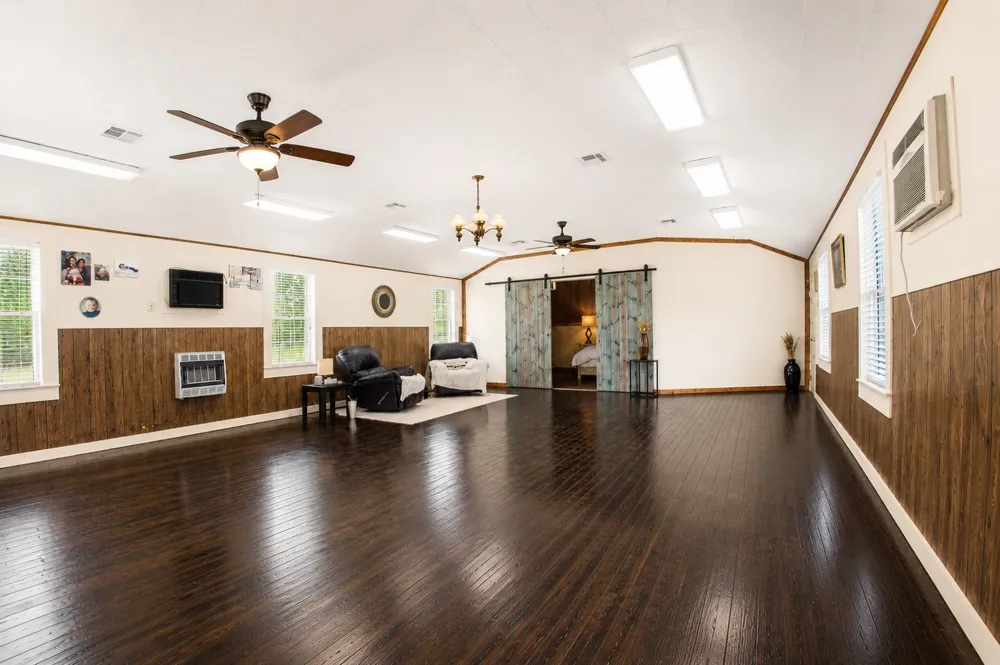 1112 Spruiell Street Jewett, TX 75846