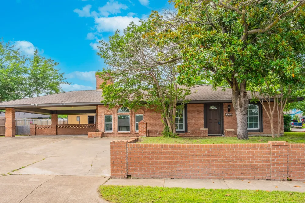 2652 Bluebird Lane Mesquite, TX 75149