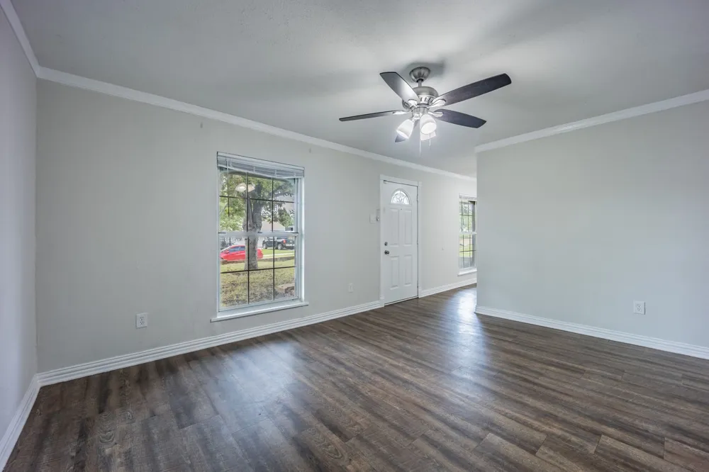 2652 Bluebird Lane Mesquite, TX 75149