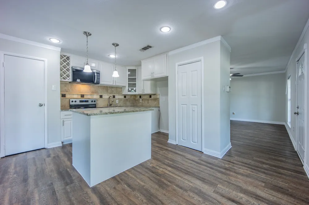 2652 Bluebird Lane Mesquite, TX 75149