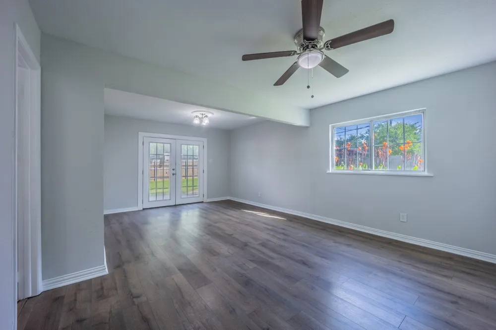 2652 Bluebird Lane Mesquite, TX 75149