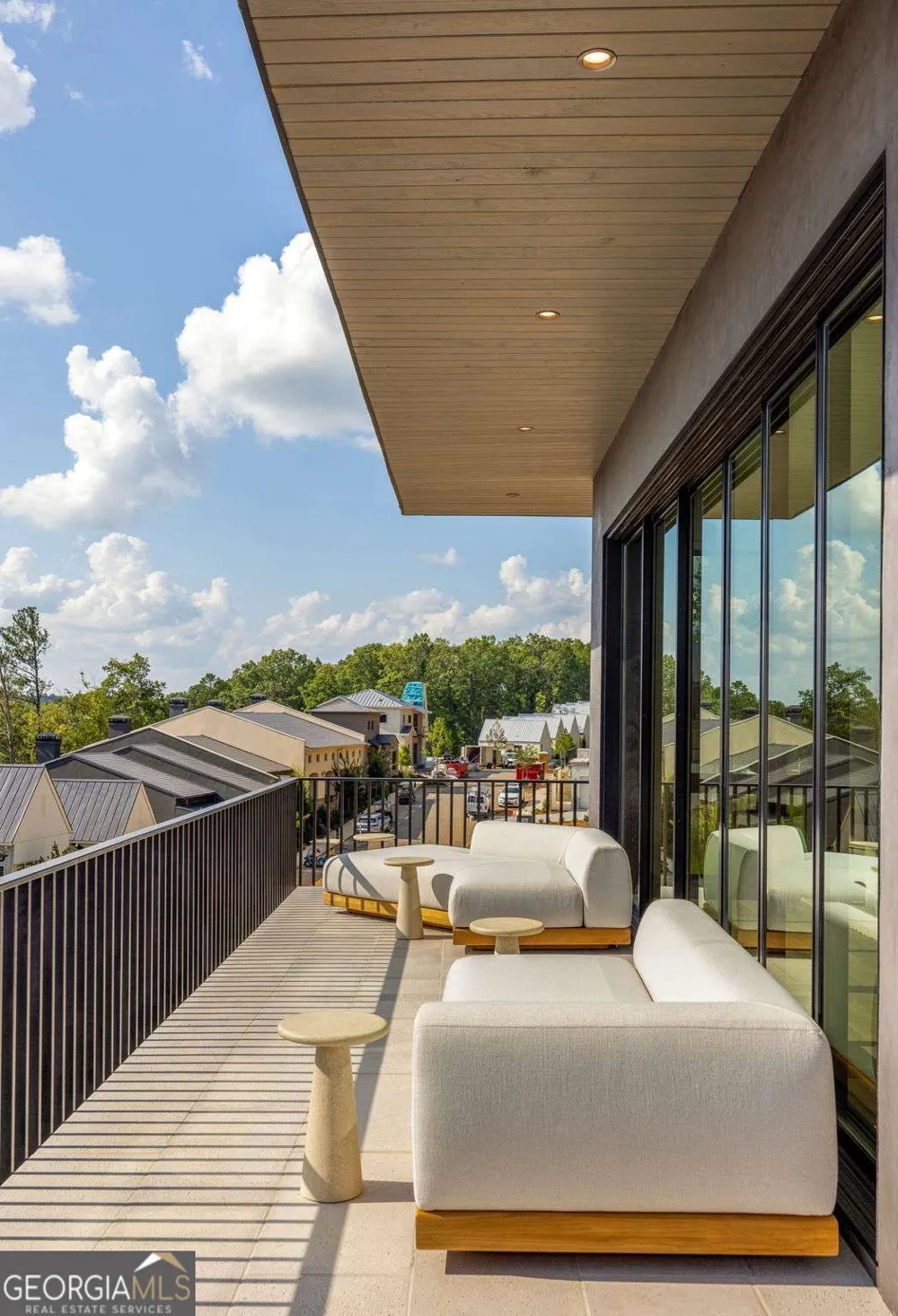 1131 Lupo LOOP Chattahoochee Hills, GA 30268