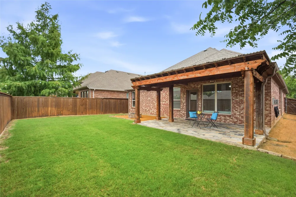705 Llano Falls Drive McKinney, TX 75071
