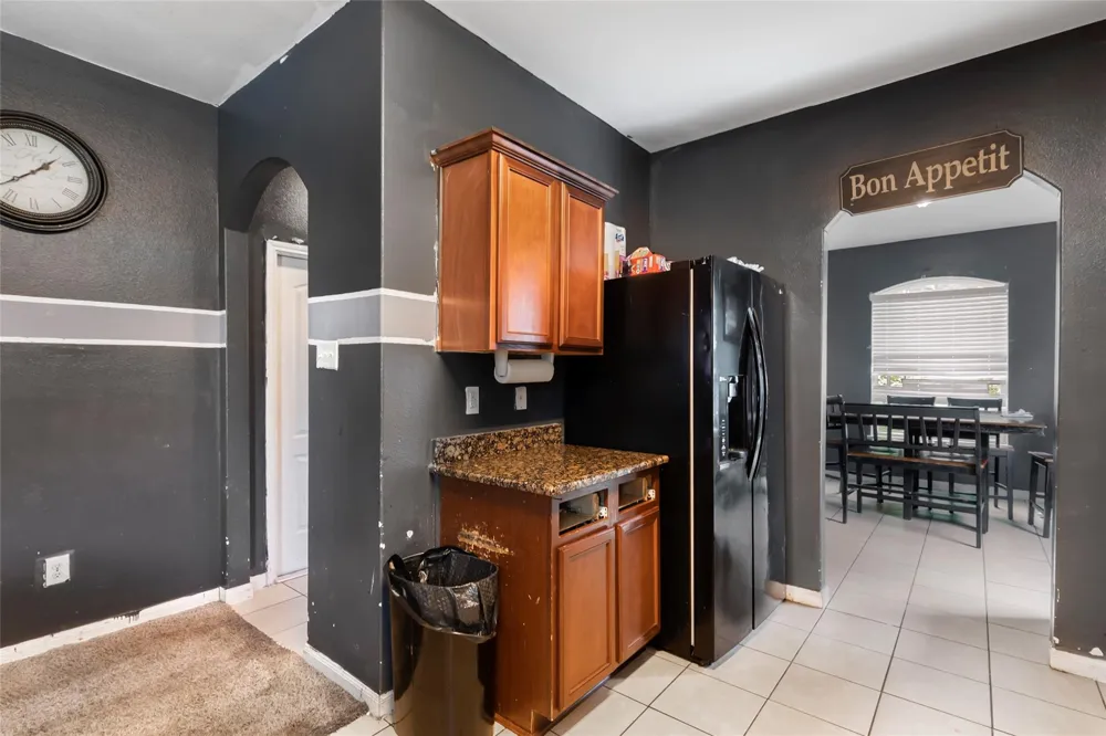 2707 Tracy Lane Highlands, TX 77562
