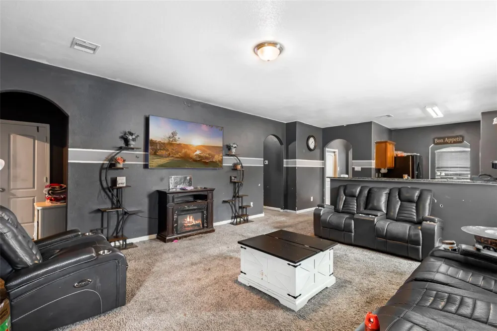 2707 Tracy Lane Highlands, TX 77562