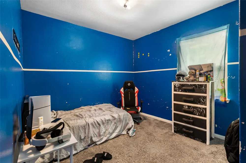2707 Tracy Lane Highlands, TX 77562