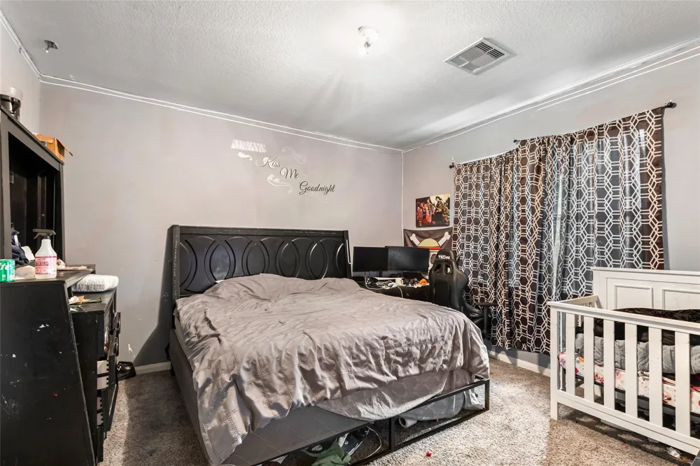 2707 Tracy Lane Highlands, TX 77562