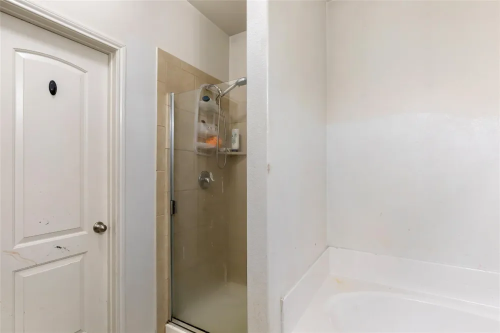 2707 Tracy Lane Highlands, TX 77562