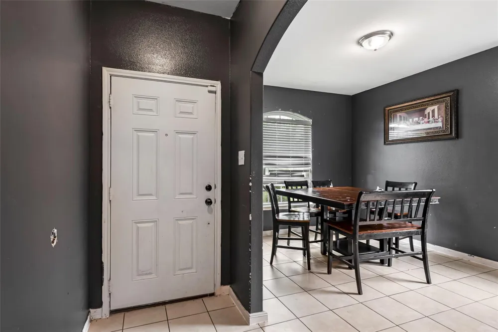 2707 Tracy Lane Highlands, TX 77562