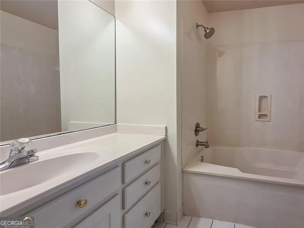 2502 Oak Hill Overlook Duluth, GA 30097