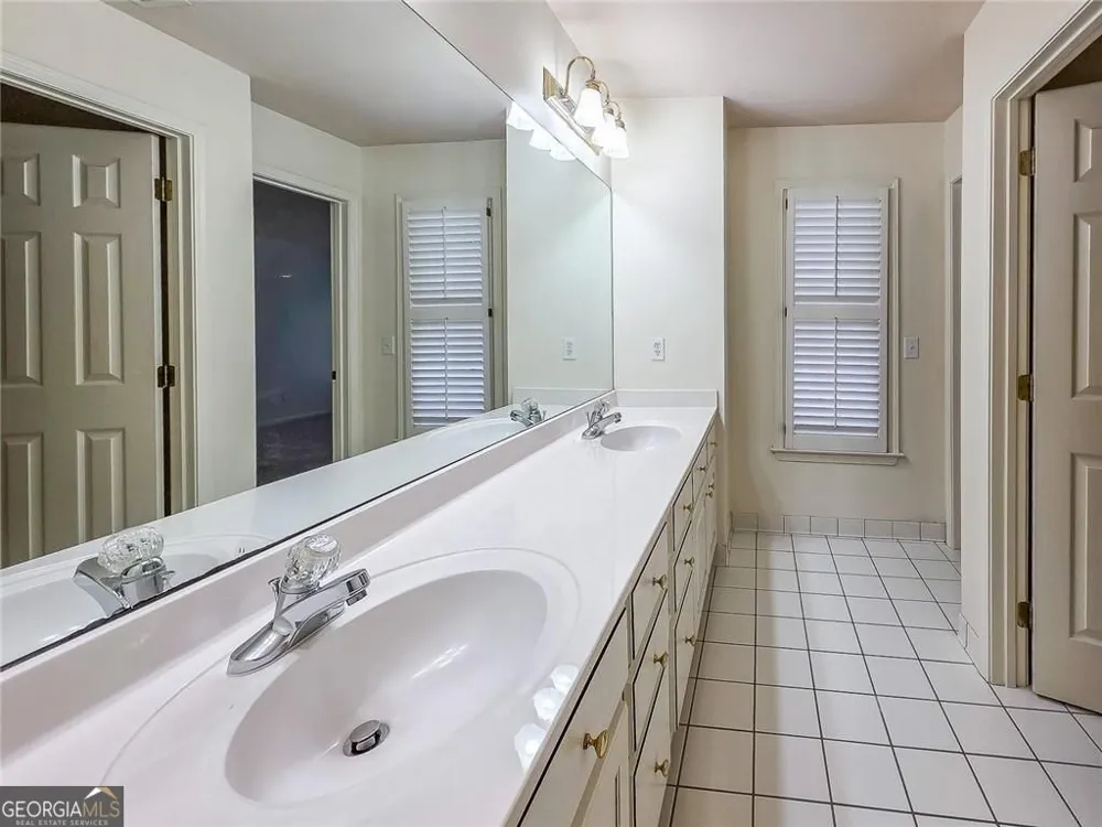2502 Oak Hill Overlook Duluth, GA 30097