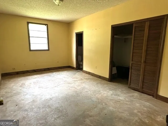 308 Three Rivers LN Uvalda, GA 30473