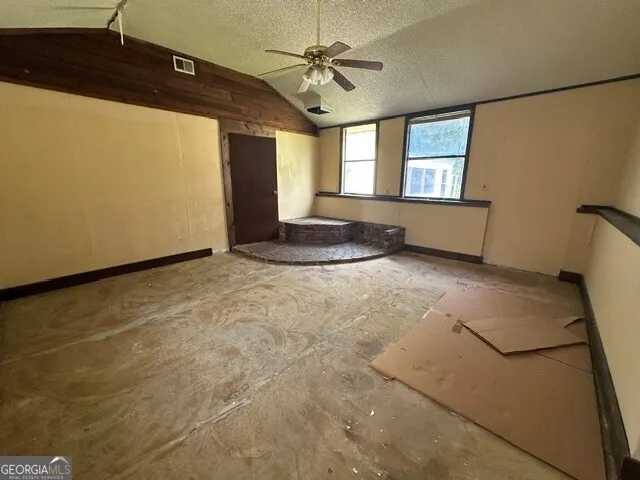 308 Three Rivers LN Uvalda, GA 30473