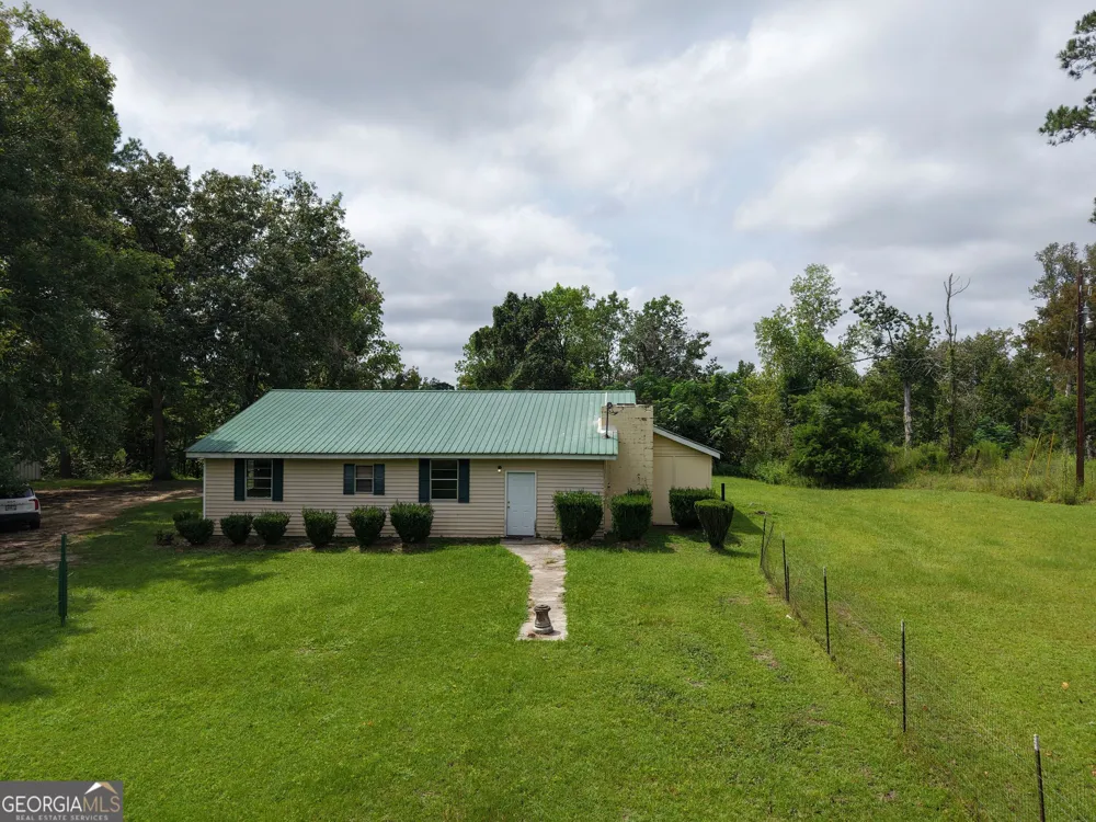 308 Three Rivers LN Uvalda, GA 30473