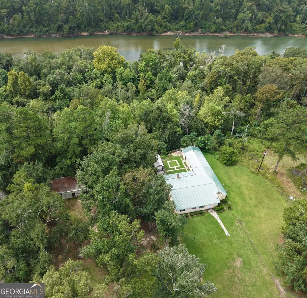 308 Three Rivers LN Uvalda, GA 30473