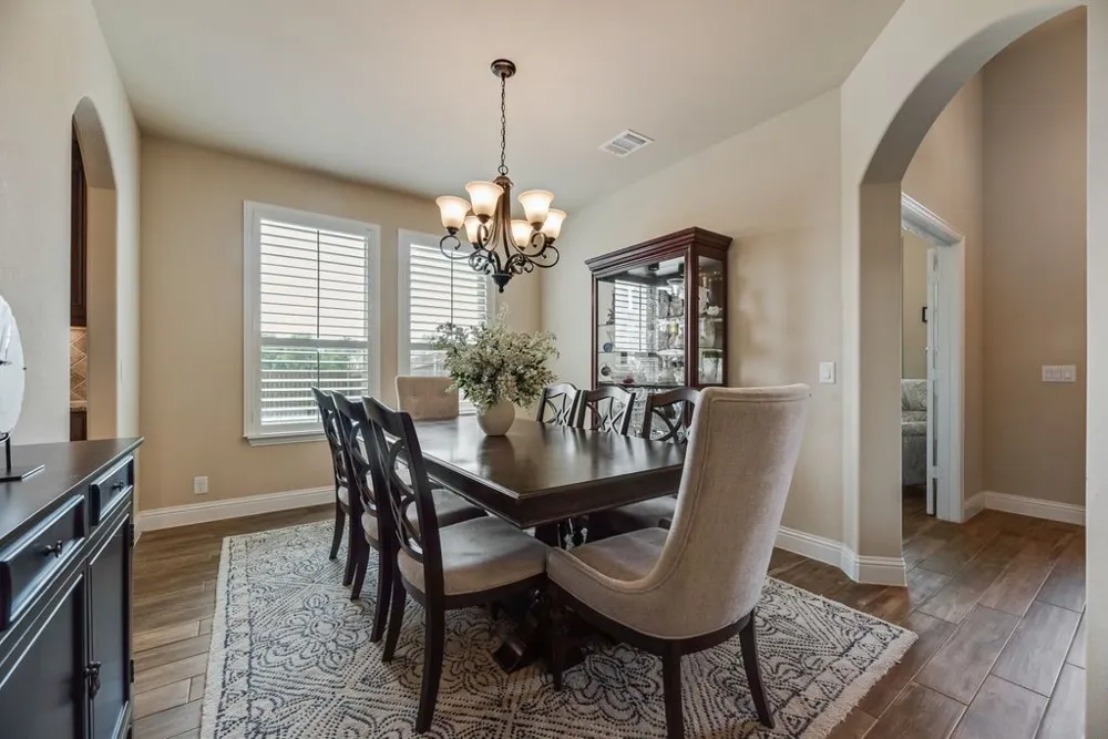 516 W North Creek Drive Sherman, TX 75092