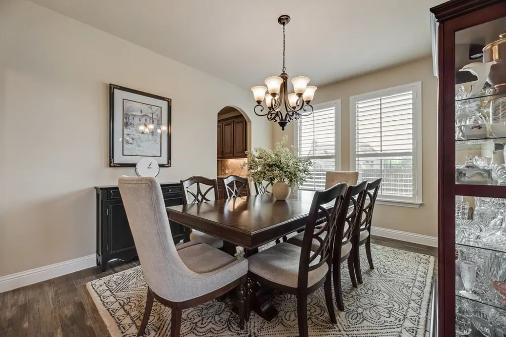 516 W North Creek Drive Sherman, TX 75092