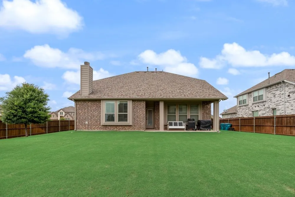 516 W North Creek Drive Sherman, TX 75092