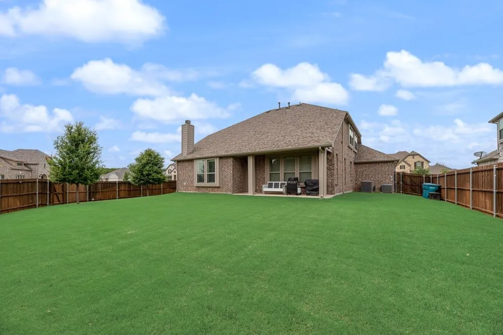 516 W North Creek Drive Sherman, TX 75092