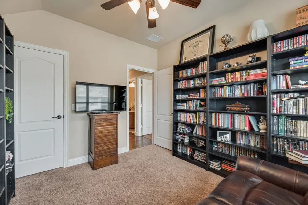 516 W North Creek Drive Sherman, TX 75092