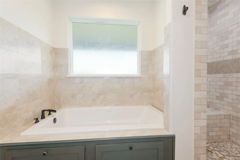 568 County Road 5025 Leonard, TX 75452