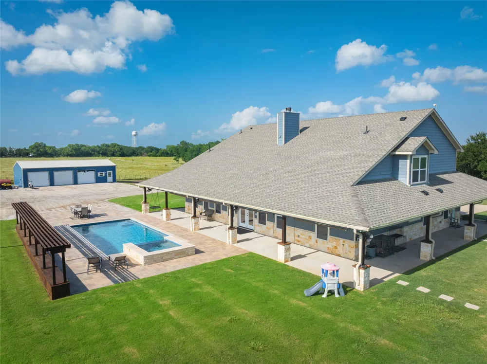 568 County Road 5025 Leonard, TX 75452