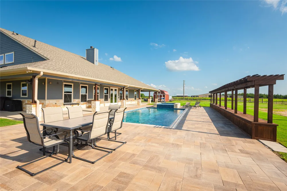 568 County Road 5025 Leonard, TX 75452