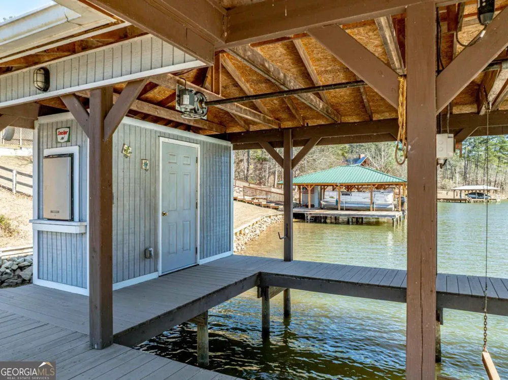 219 Hickory PASS Sparta, GA 31087