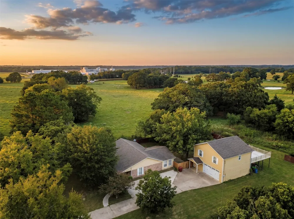 1261 State Highway 110 Grand Saline, TX 75140