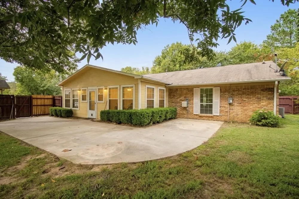 1261 State Highway 110 Grand Saline, TX 75140