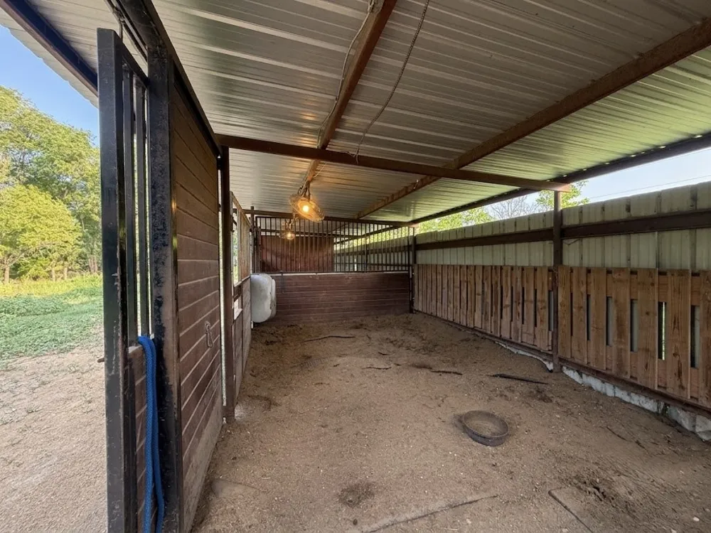 1261 State Highway 110 Grand Saline, TX 75140