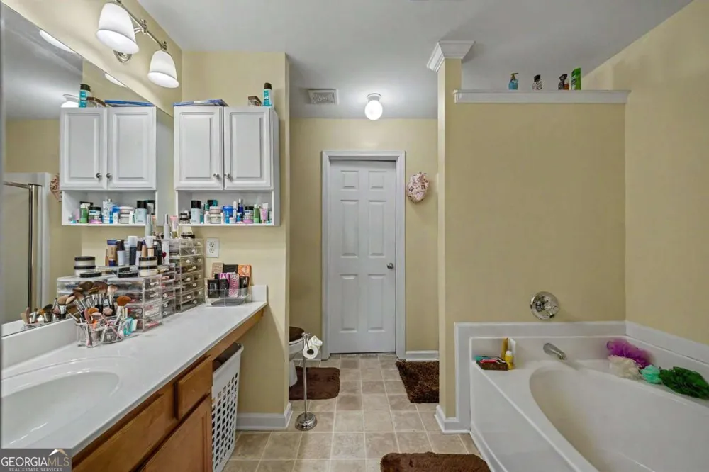 2091 Lakeshore Overlook DR NW Kennesaw, GA 30152
