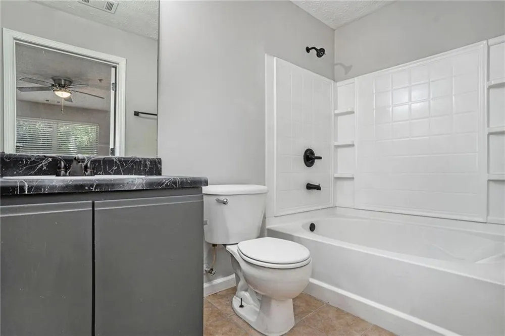 2102 Par Three Way Lithonia, GA 30038
