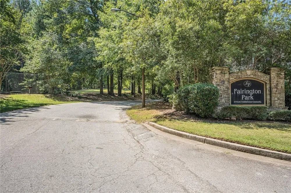 2102 Par Three Way Lithonia, GA 30038