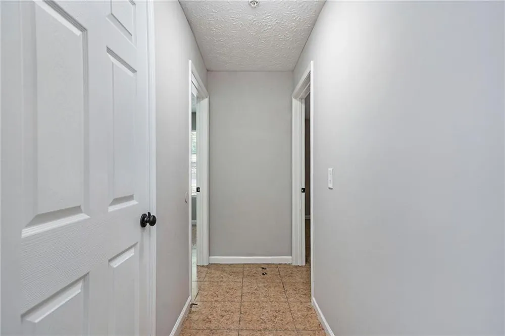 2102 Par Three Way Lithonia, GA 30038