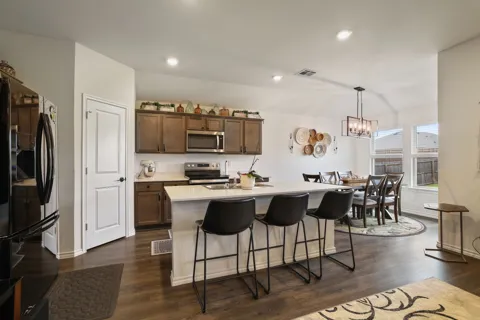 1206 Honeysuckle Drive
