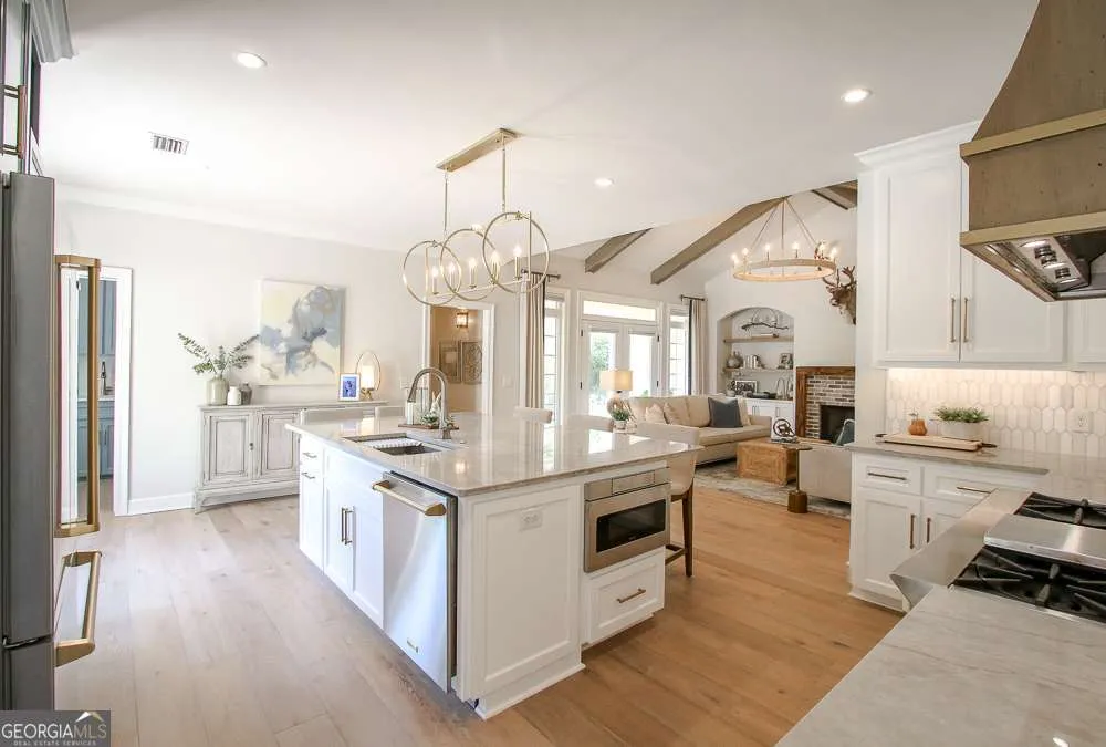 120 Governors CIR St. Simons, GA 31522