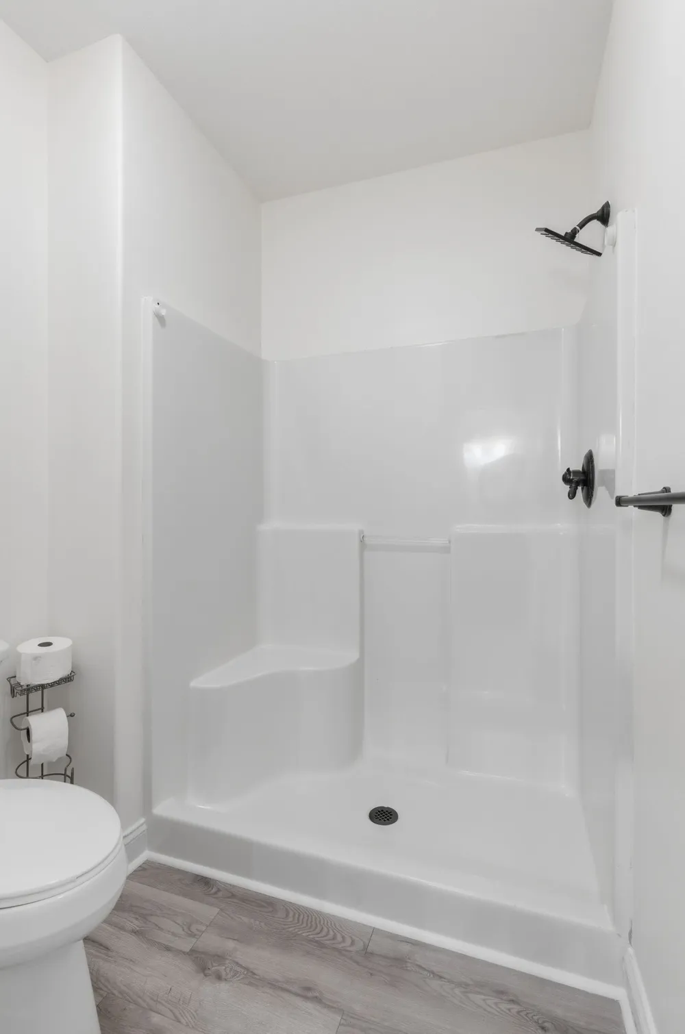 2214 Trieste Trl Adams, TN 37010