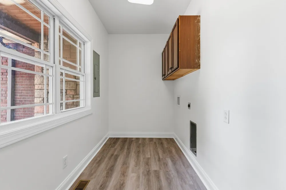 2214 Trieste Trl Adams, TN 37010