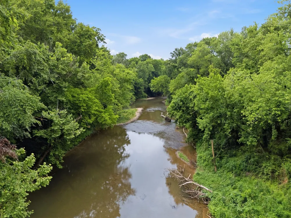 2214 Trieste Trl Adams, TN 37010