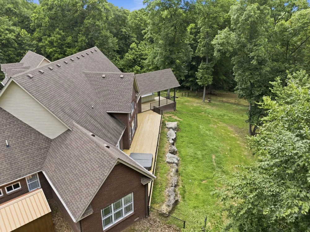 2214 Trieste Trl Adams, TN 37010