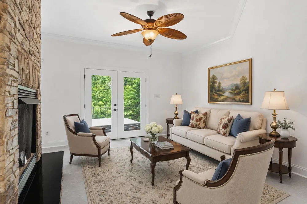 2214 Trieste Trl Adams, TN 37010