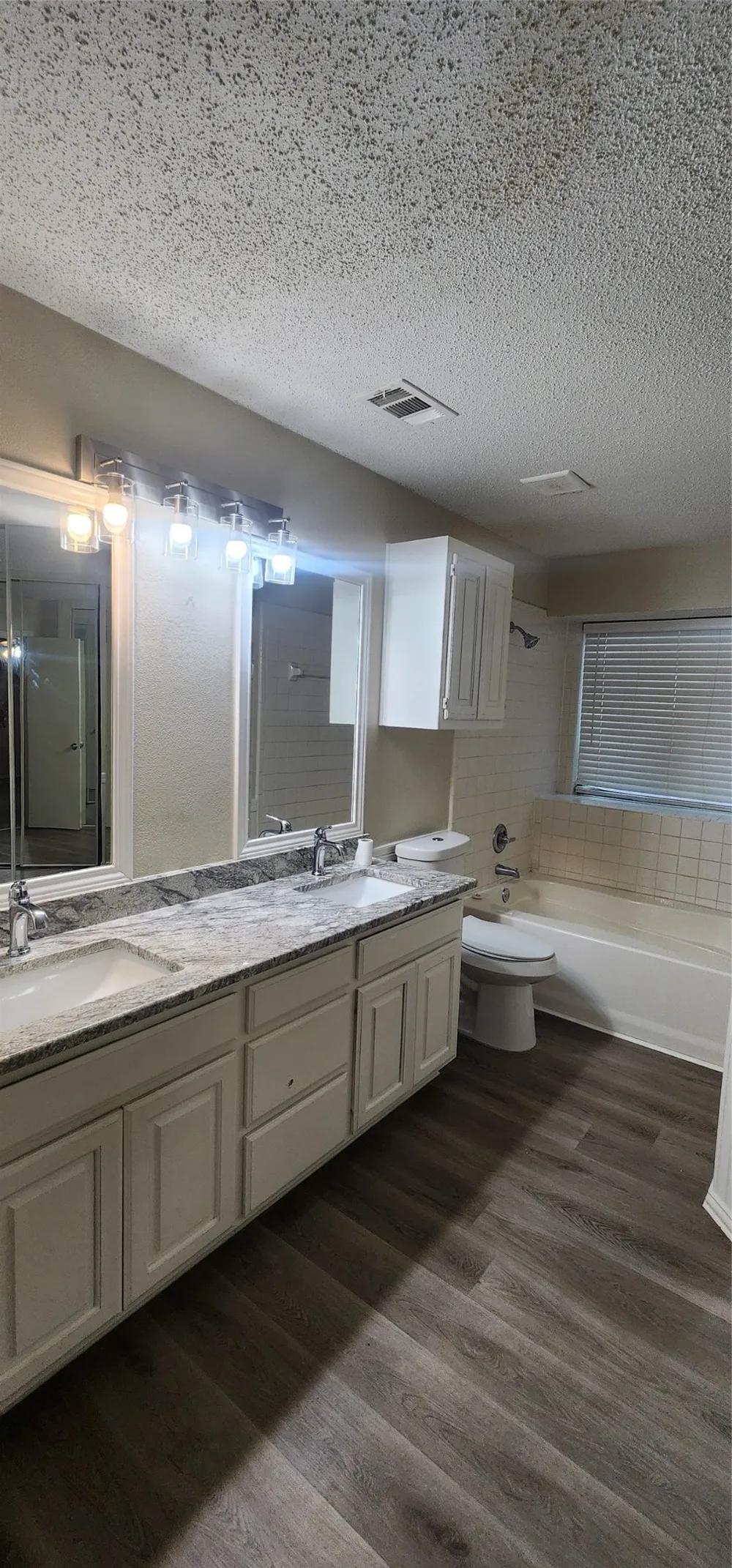 6509 Topaz Drive Arlington, TX 76001