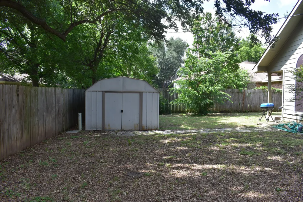 6509 Topaz Drive Arlington, TX 76001