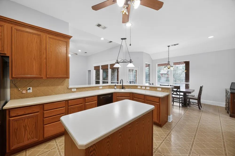 195 Connor Lane Allen, TX 75002