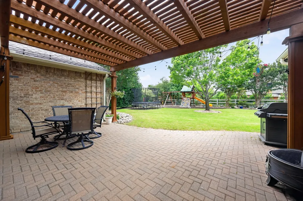 195 Connor Lane Allen, TX 75002